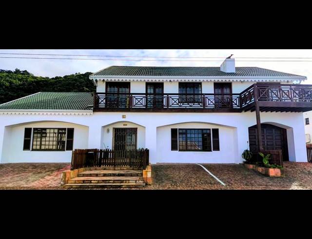 7 BEDROOM HOUSE FOR SALE IN WILDERNESS CENTRAL